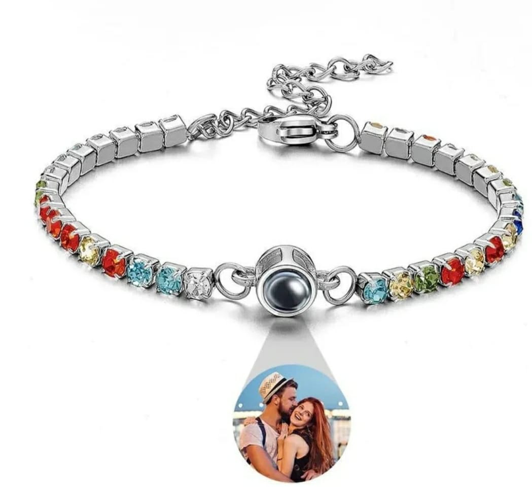 💎 Silver Photo Projection Bracelet – A Memory You Can Wear
