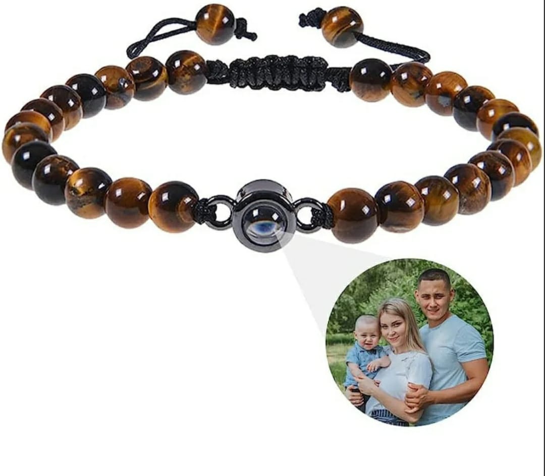 💖 Photo Projection Bracelet – Feel Your Loved One Close